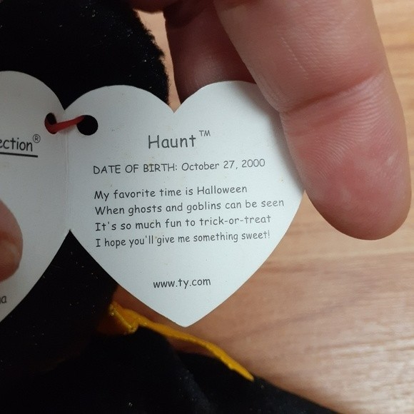 TY Beanie Babies Vintage Hunt Bear NWT - Picture 3 of 4